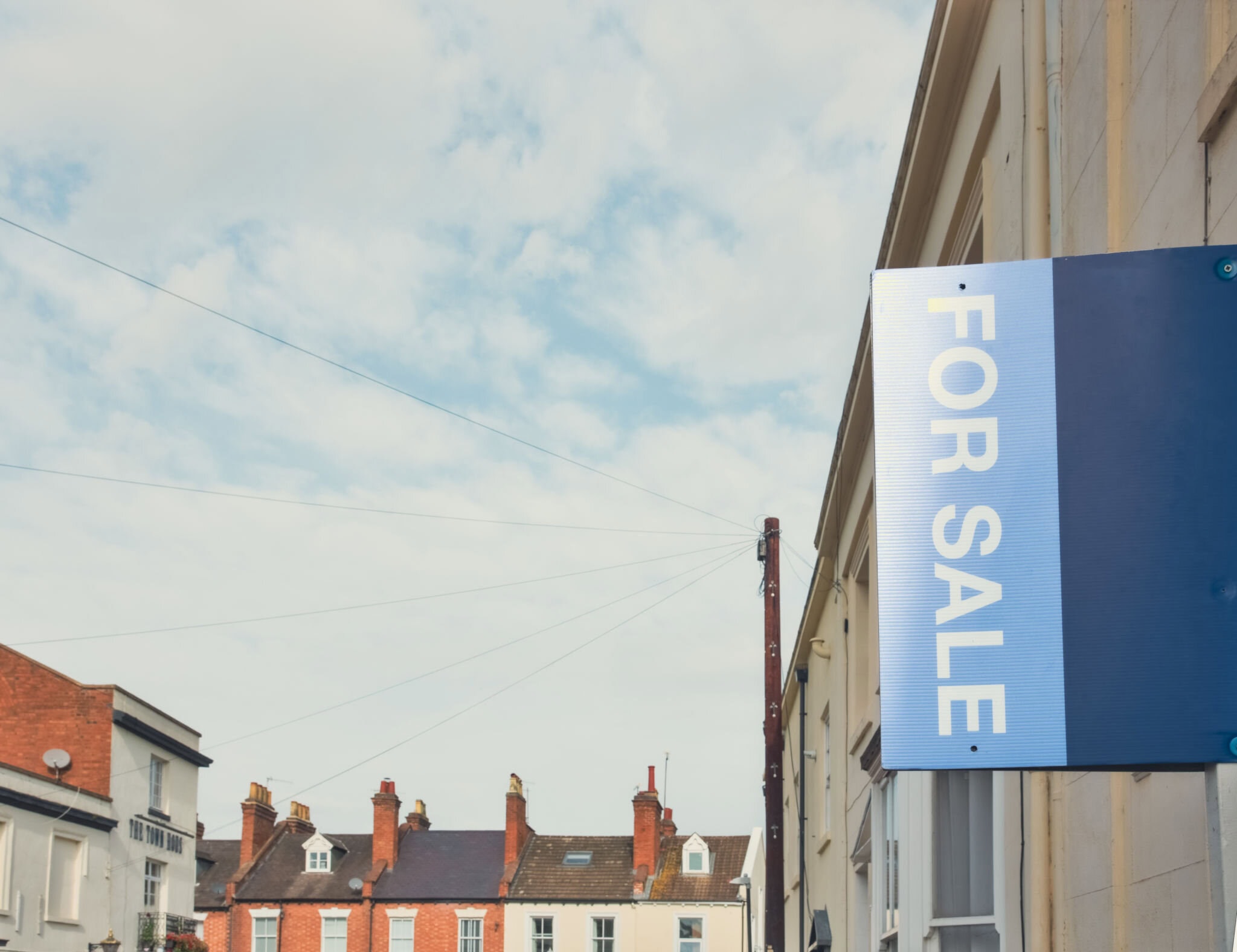 guerrilla marketing immobiliare con azioni locali per farsi contattare in quartiere senza ads