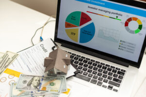 spreco budget marketing immobiliare: dashboard campagne e budget investito per analizzare sprechi e correzioni